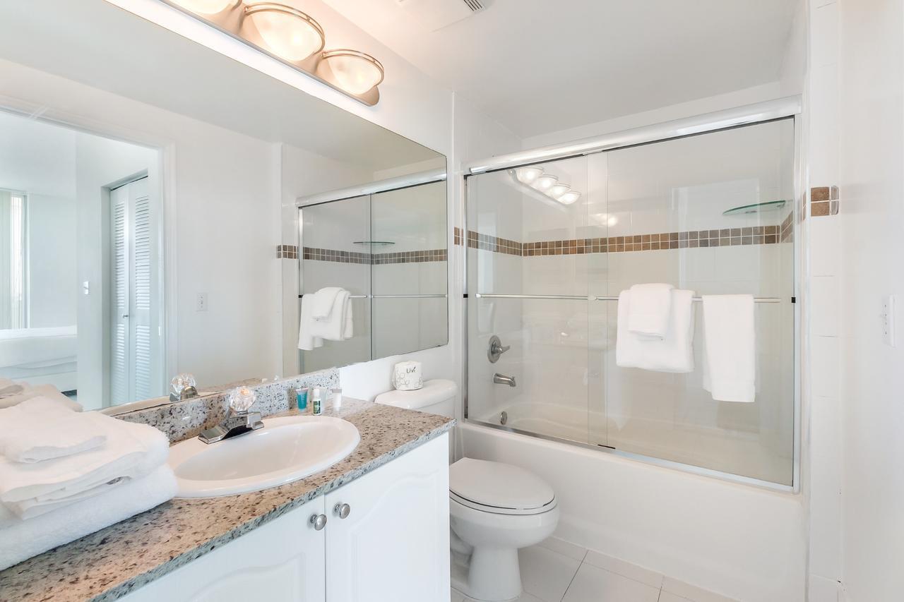 Global Luxury Suites In Sunny Isles Doral Exterior photo